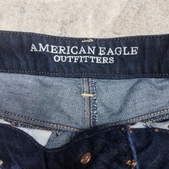 American Eagle Jean Shorts Size 2 - Picture 2 of 4